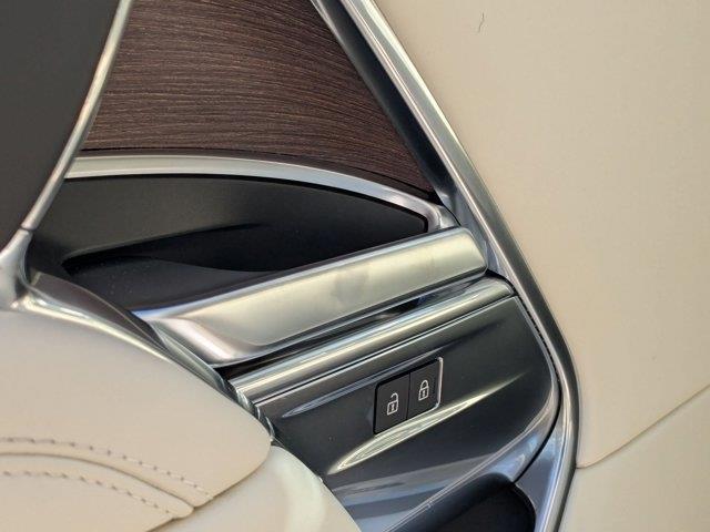 new 2025 Land Rover Range Rover car, priced at $145,630