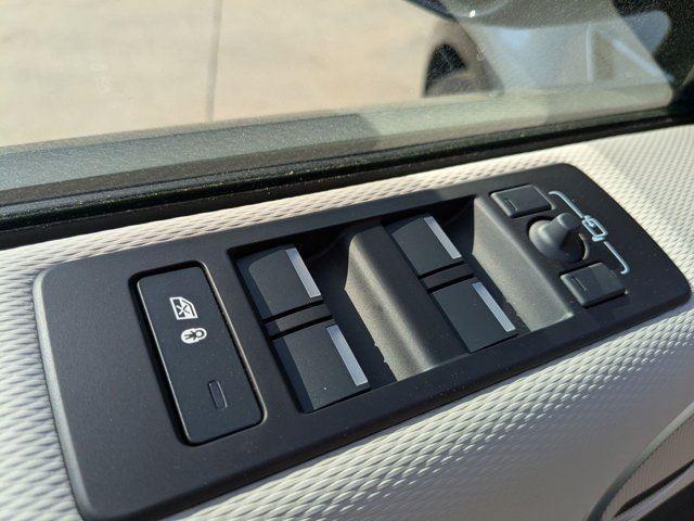 new 2025 Land Rover Discovery car, priced at $79,268