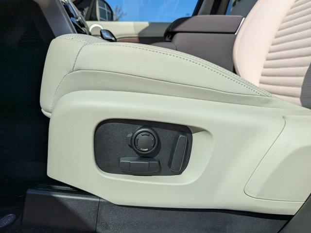 new 2025 Land Rover Discovery car, priced at $79,268