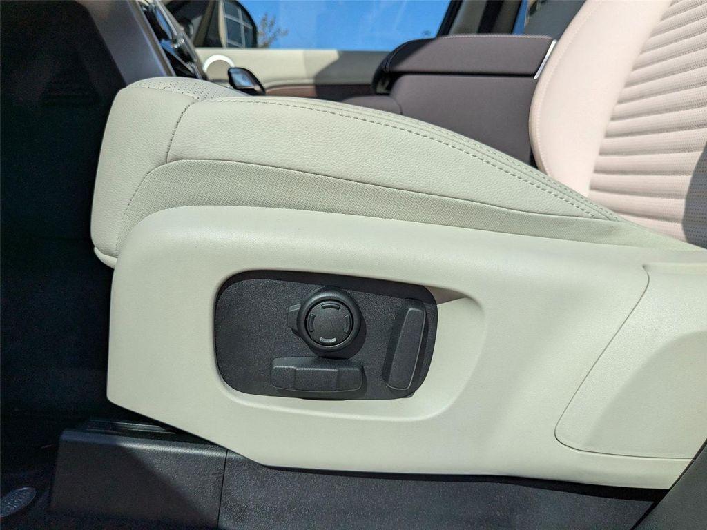 new 2025 Land Rover Discovery car, priced at $79,268