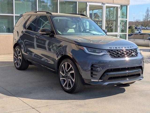 new 2025 Land Rover Discovery car, priced at $79,268
