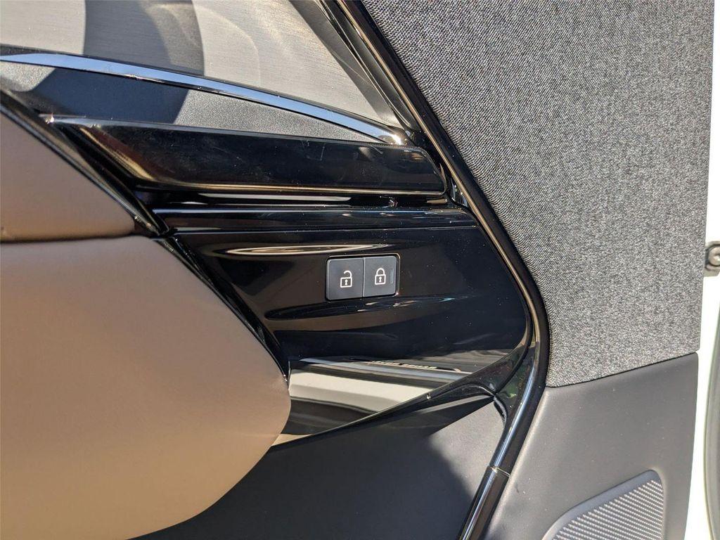 new 2025 Land Rover Range Rover Sport car, priced at $92,445