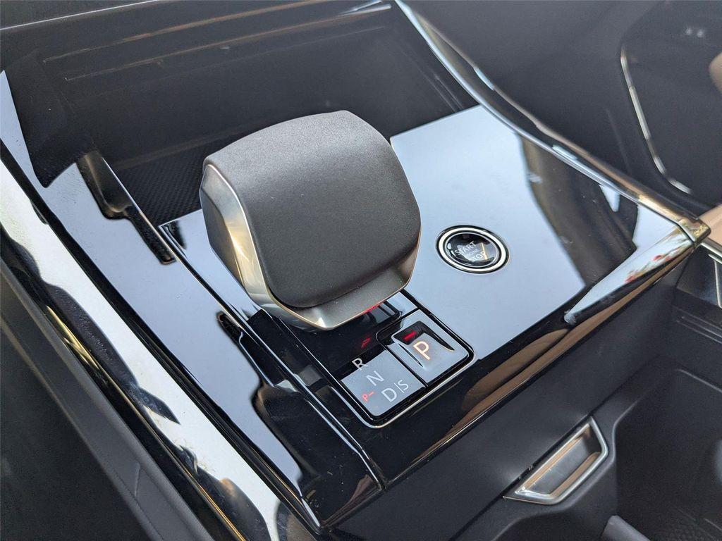 new 2025 Land Rover Range Rover Sport car, priced at $92,445