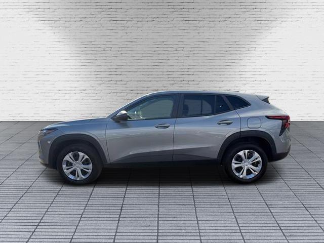used 2024 Chevrolet Trax car, priced at $17,999