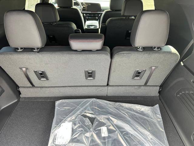 new 2025 Chevrolet Traverse car, priced at $50,340