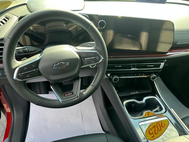 new 2025 Chevrolet Traverse car, priced at $50,340