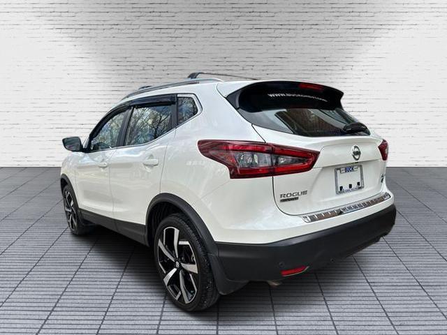 used 2022 Nissan Rogue Sport car, priced at $21,999