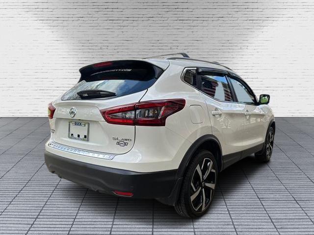 used 2022 Nissan Rogue Sport car, priced at $21,999