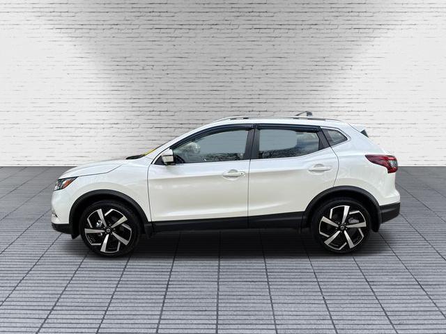 used 2022 Nissan Rogue Sport car, priced at $21,999