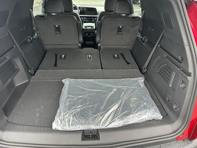 new 2025 Chevrolet Traverse car, priced at $44,090