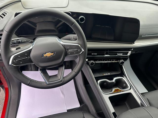 new 2025 Chevrolet Traverse car, priced at $44,090