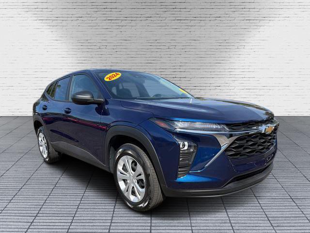 used 2024 Chevrolet Trax car, priced at $19,999