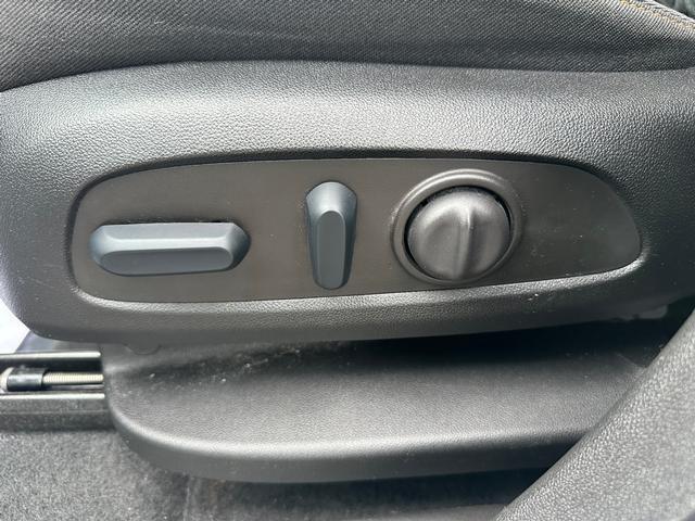used 2023 Chevrolet Equinox car, priced at $19,999