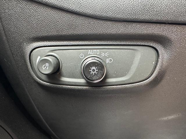 used 2023 Chevrolet Equinox car, priced at $19,999