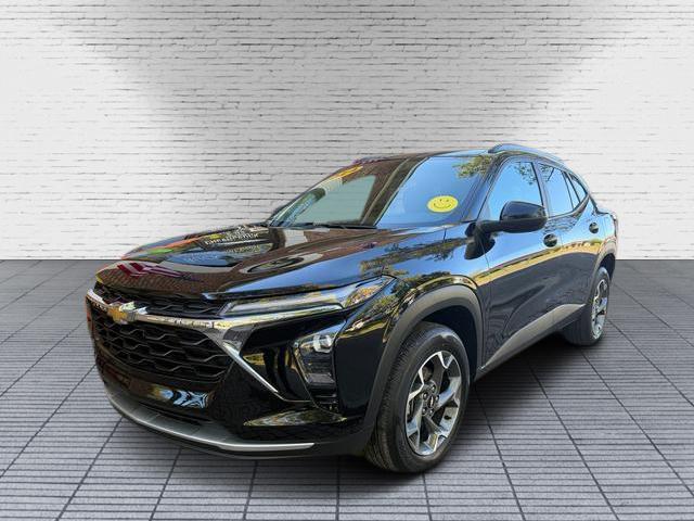 used 2024 Chevrolet Trax car, priced at $19,999