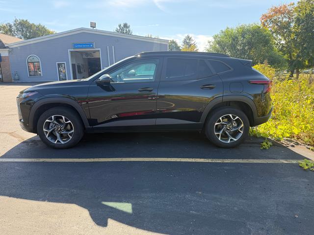 used 2024 Chevrolet Trax car, priced at $19,999