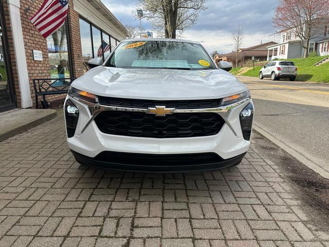 used 2024 Chevrolet Trax car, priced at $20,999