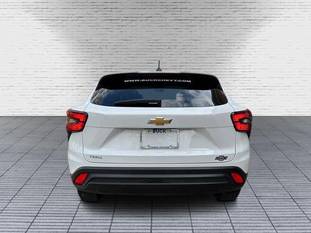 used 2024 Chevrolet Trax car, priced at $20,999