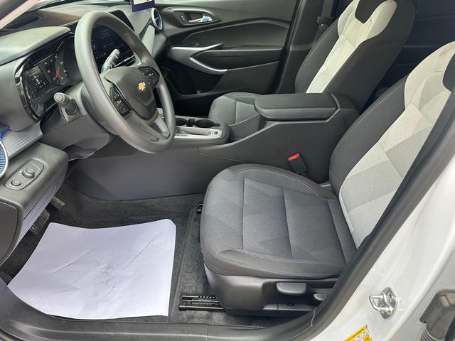used 2024 Chevrolet Trax car, priced at $20,999