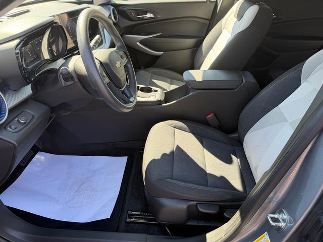 used 2024 Chevrolet Trax car, priced at $17,999