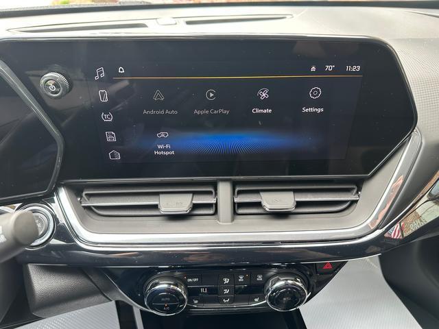 new 2025 Chevrolet Trax car, priced at $25,395