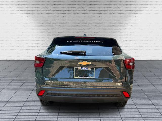 new 2025 Chevrolet Trax car, priced at $22,890