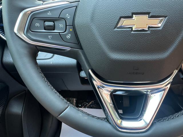 new 2025 Chevrolet Trax car, priced at $22,999