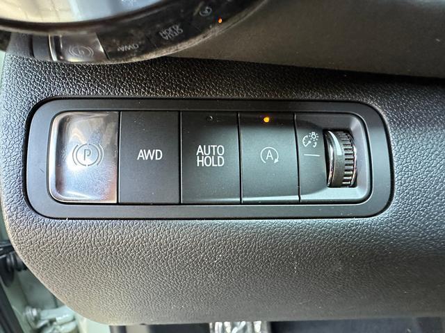 new 2025 Chevrolet Equinox car, priced at $33,490