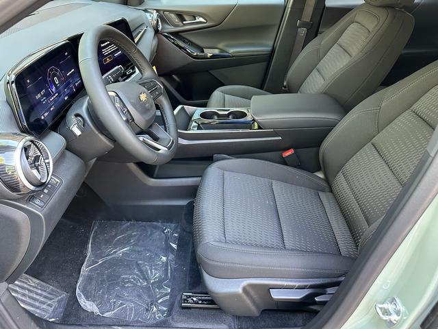 new 2025 Chevrolet Equinox car, priced at $33,490