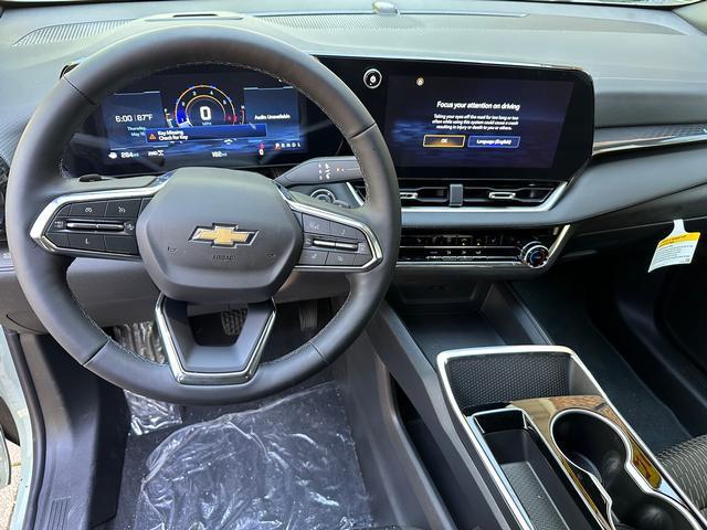 new 2025 Chevrolet Equinox car, priced at $33,490