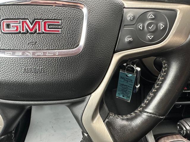 used 2021 GMC Canyon car, priced at $29,999