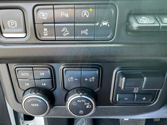 used 2023 Chevrolet Suburban car, priced at $76,999