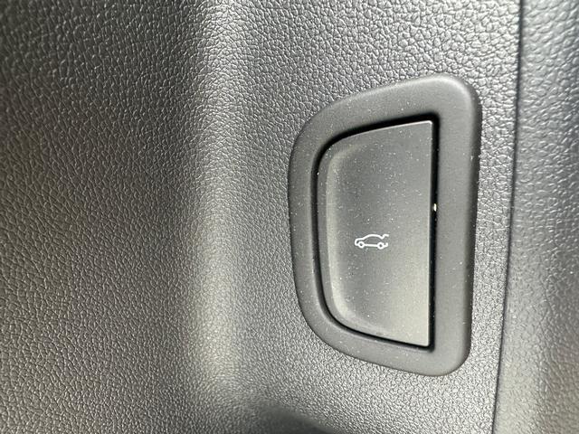 used 2024 Chevrolet Traverse car, priced at $35,999
