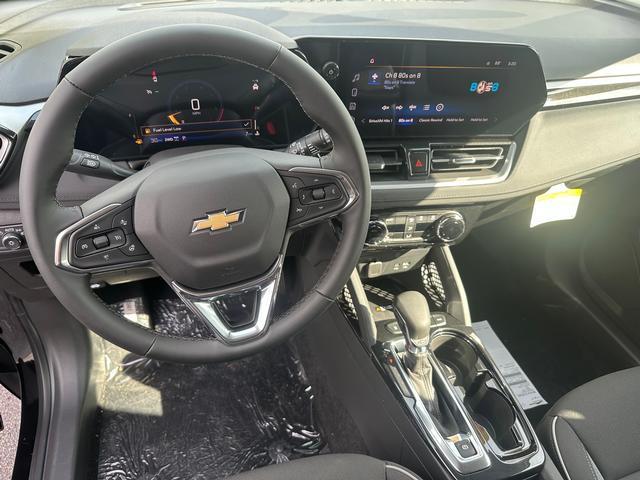 new 2025 Chevrolet TrailBlazer car, priced at $30,320