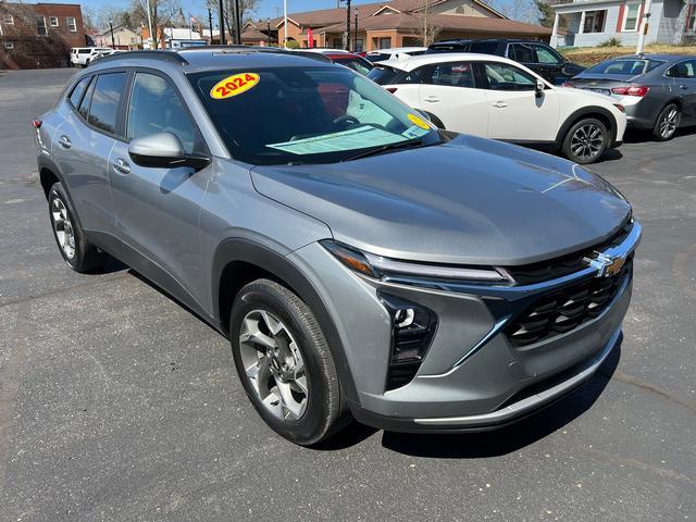 used 2024 Chevrolet Trax car, priced at $20,999