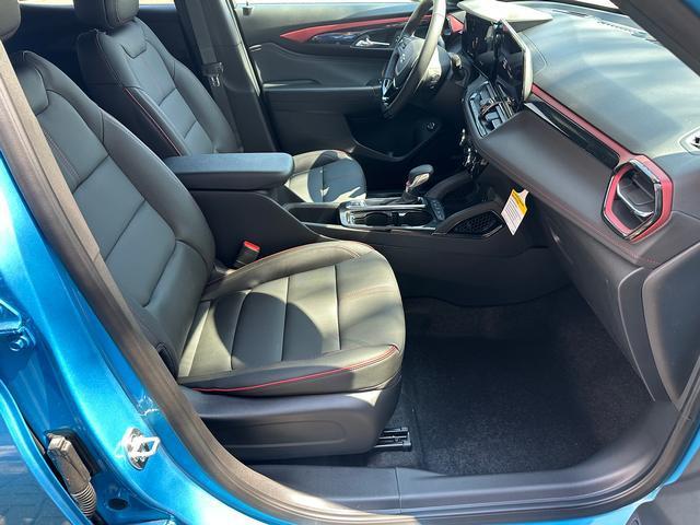 new 2025 Chevrolet TrailBlazer car, priced at $33,575