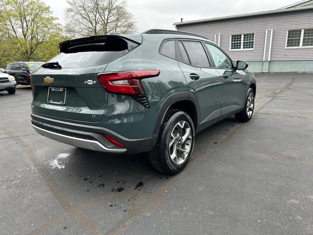 new 2025 Chevrolet Trax car, priced at $25,635