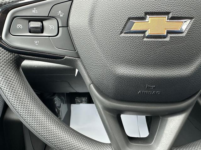 new 2025 Chevrolet Trax car, priced at $23,535