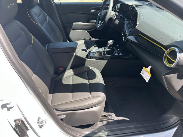 new 2025 Chevrolet Trax car, priced at $27,485