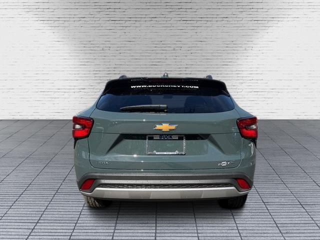 new 2025 Chevrolet Trax car, priced at $21,690
