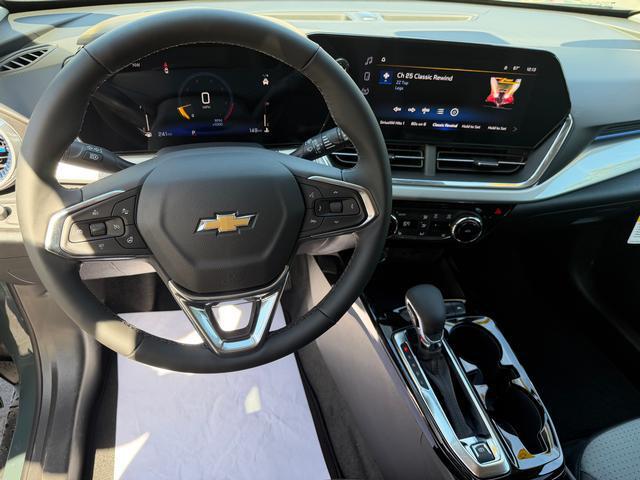 new 2025 Chevrolet Trax car, priced at $21,690