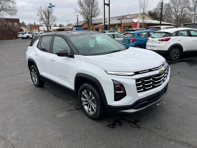 new 2025 Chevrolet Equinox car, priced at $32,490