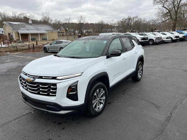 new 2025 Chevrolet Equinox car, priced at $32,490