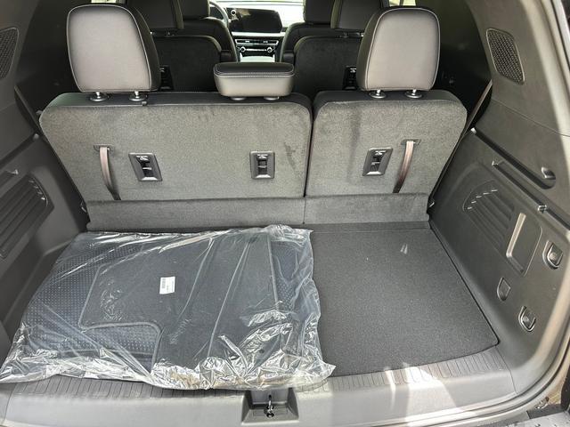 new 2025 Chevrolet Traverse car, priced at $48,545