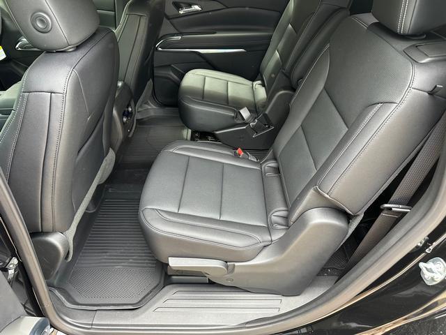 new 2025 Chevrolet Traverse car, priced at $48,545
