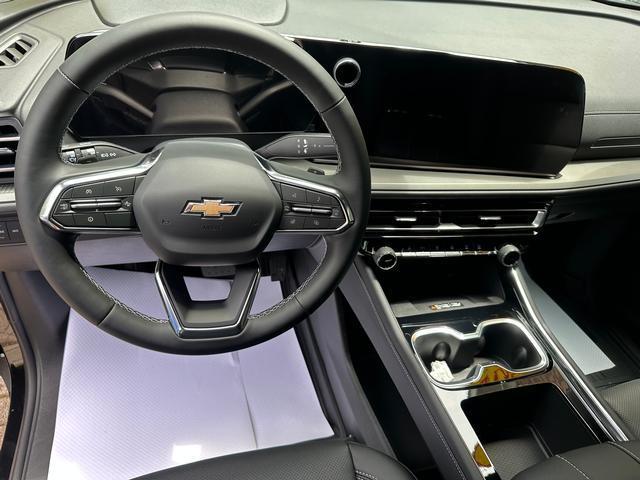 new 2025 Chevrolet Traverse car, priced at $48,545