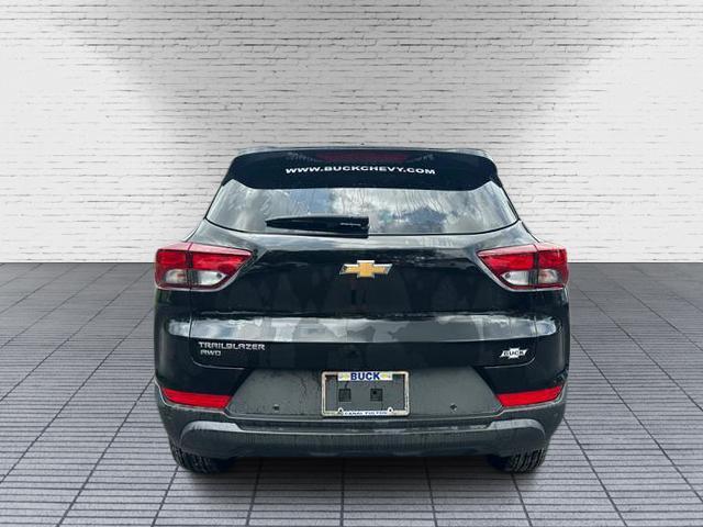 new 2025 Chevrolet TrailBlazer car, priced at $24,285