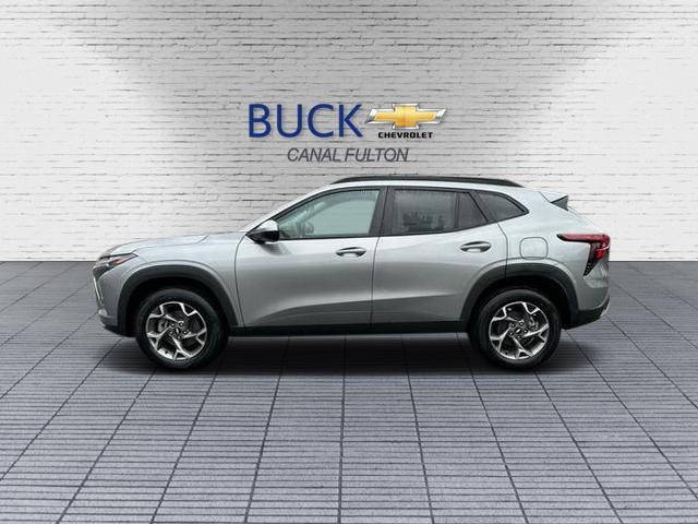 new 2025 Chevrolet Trax car, priced at $26,280