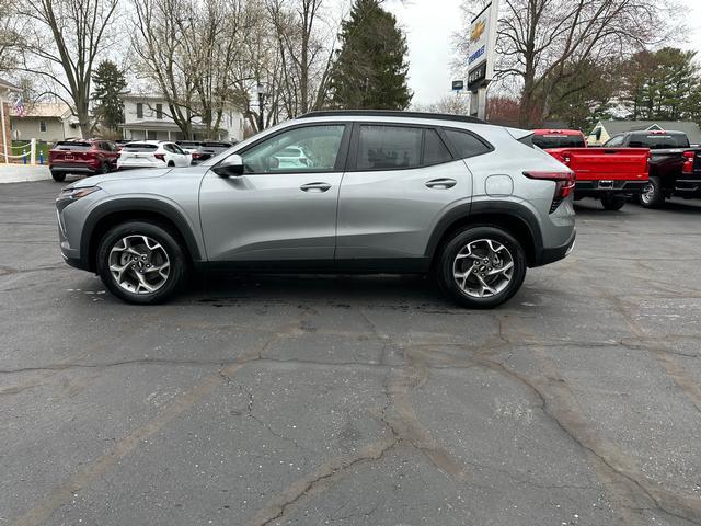new 2025 Chevrolet Trax car, priced at $26,280