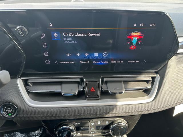 new 2025 Chevrolet TrailBlazer car, priced at $28,575